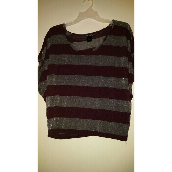 Very cute wet seal top