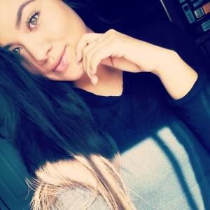 Meet your Posher, Vanessa