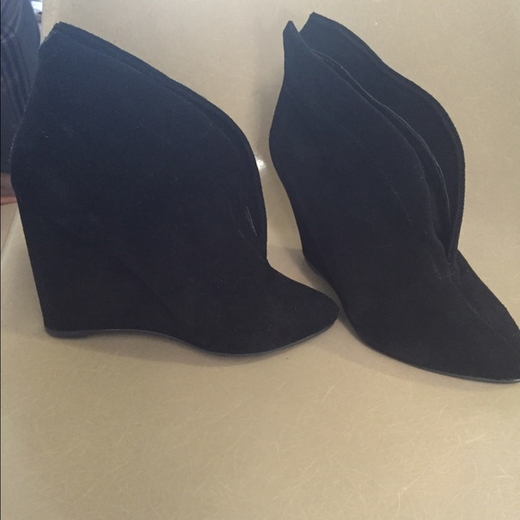 Steve Madden Secret Wedge Bootie