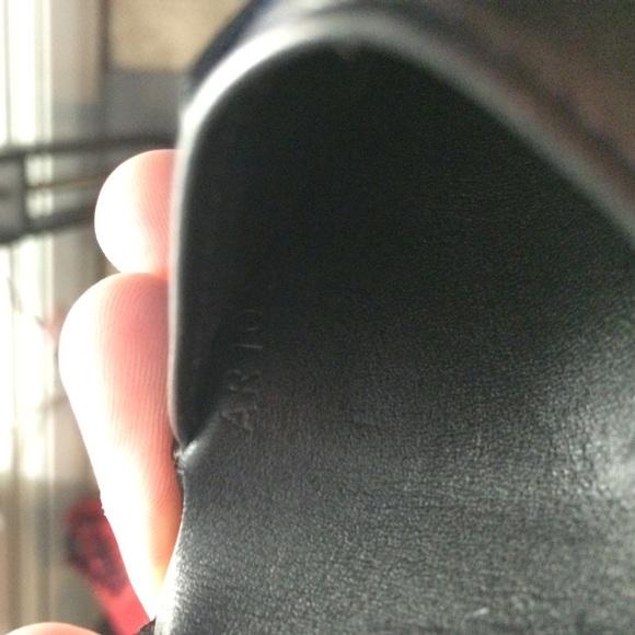 Extra photos of LV serial code