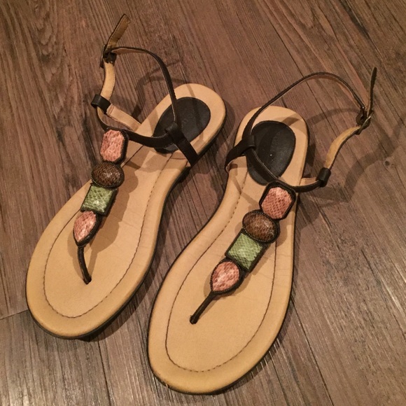 Snake skin embellished sandals 💓