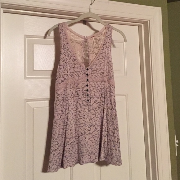 Free People cotton top with lace back