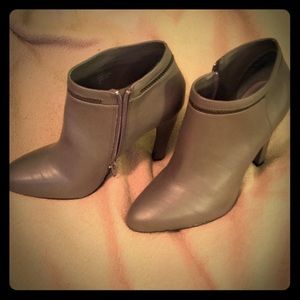 Cynthia Rowley Gray Booties BNWOB 7.5