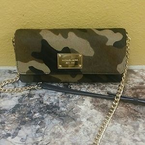 Michael kors wallet purse