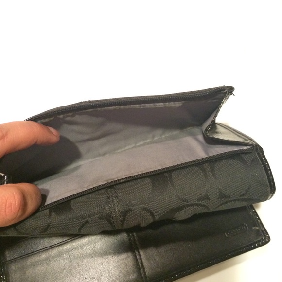 Black coach wallet - Picture 4 of 4