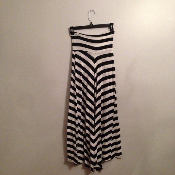 Striped maxi skirt