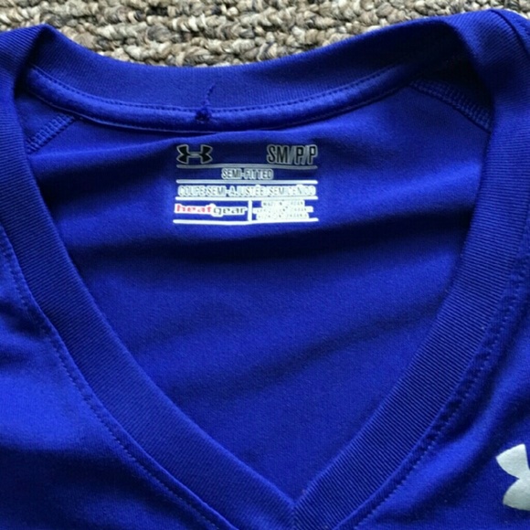 Workout top - Picture 2 of 2