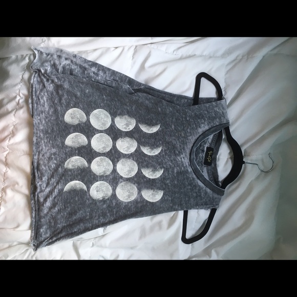 Brandy Melville moon tank muscle tee