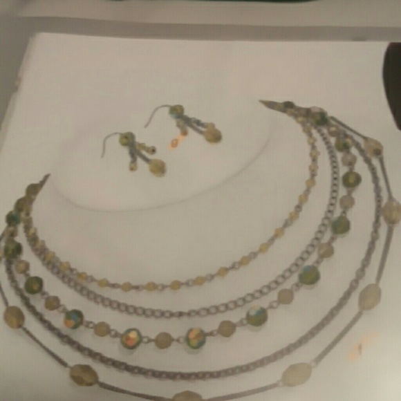 PL "Celadon" necklace and earring set