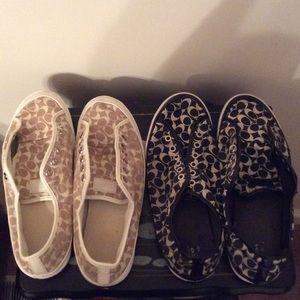 Authentic Coach low cut sneakers. Size 11