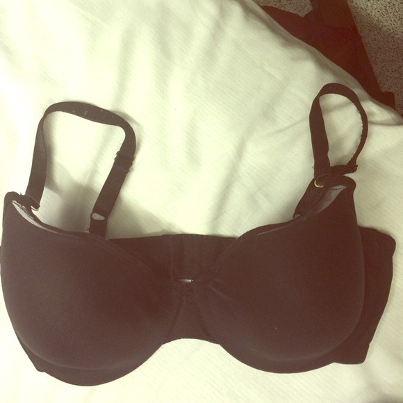 Excellent black bra with some mesh