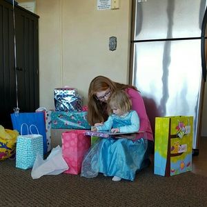 Meet your Posher, Kelly