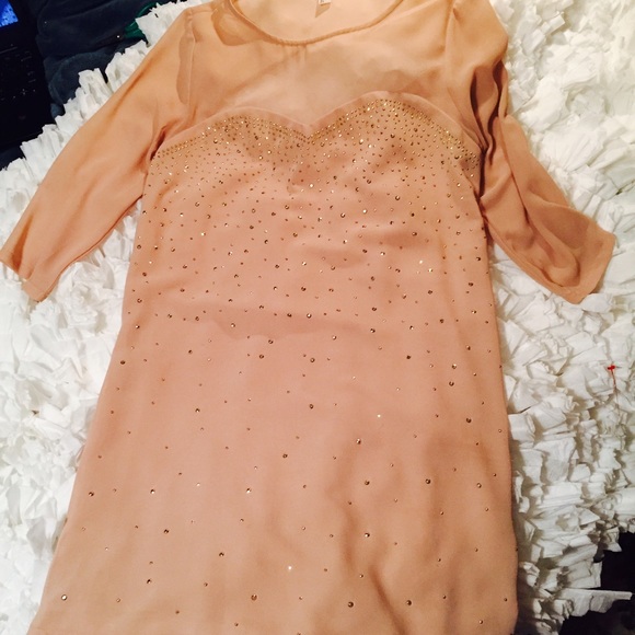 Forever 21 nude peach sweetheart shift dress sz s