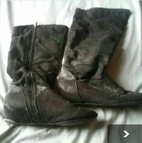 Black knee high boots