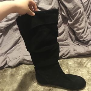 Gianni Bini black boots!!