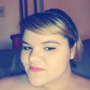 Meet your Posher, Marissa