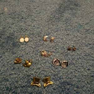 Alice in Wonderland themed earrings