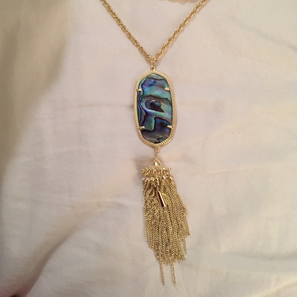 Kendra Scott Necklace in Abalone Shell Rayne