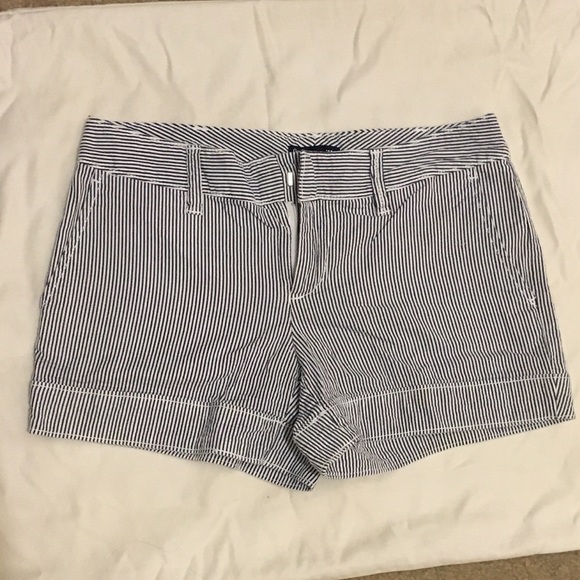 Gap shorts