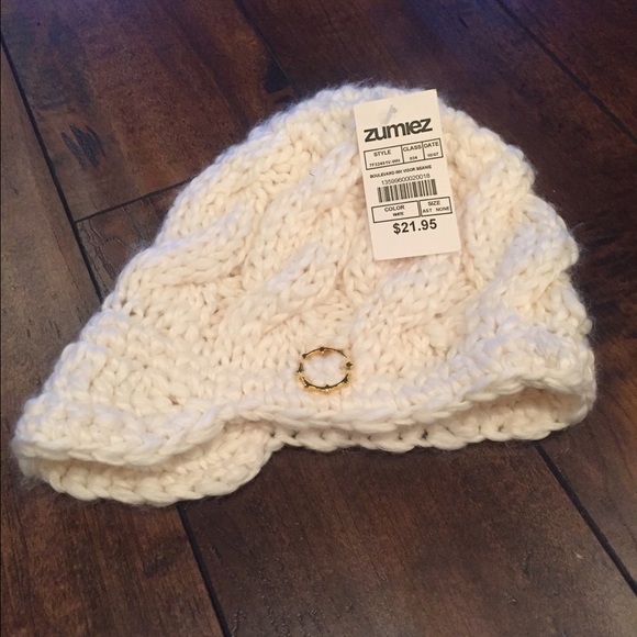 Beanie - Picture 2 of 2