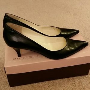 Black Bandolino pumps