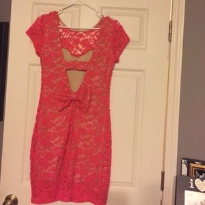 Lace/coral bodycon