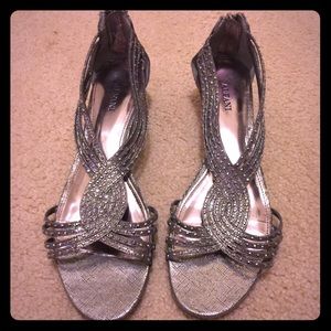 Gray Glittery Sandal