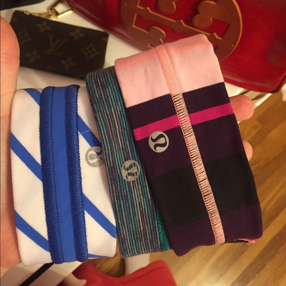 3 lululemon headbands