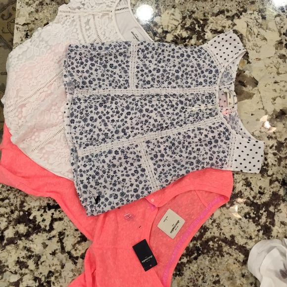 Ambercrombie Bundle!!