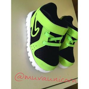 Toddler Nike Running Shoes 👟 ✨Final Price