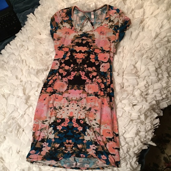 Xhiliration floral impressionist pattern dress M