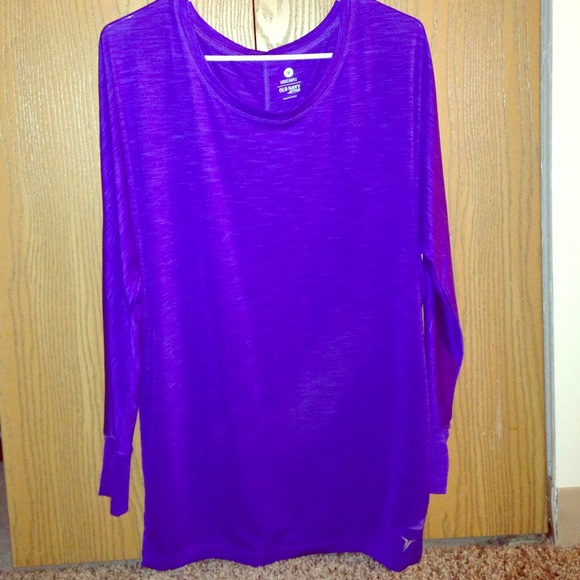 Old Navy Active long sleeve shirt
