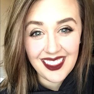 Meet your Posher, Lindsey