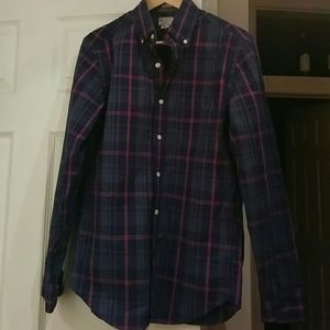Mens button down jcrew shirt in plaid.