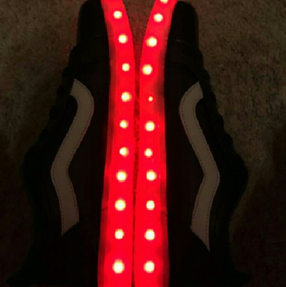 Led shoes - Picture 2 of 3