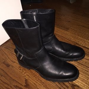 Men's leather boots