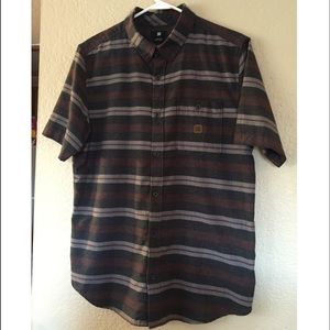 💥SOLD💥 DC brand button down (M)