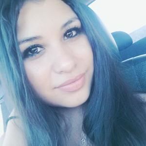 Meet your Posher, Itzel