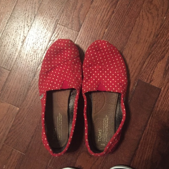 Toms