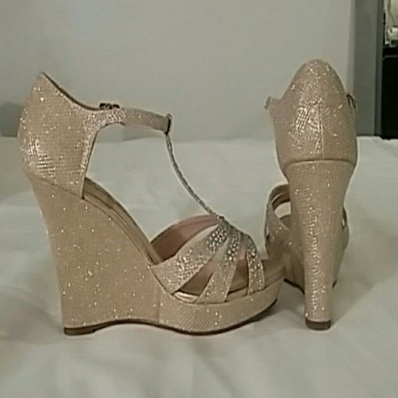 Sequins Wedges - Picture 3 of 4