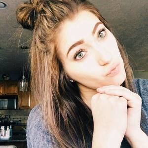 Meet your Posher, Karlee