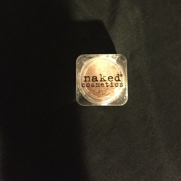 Naked cosmetics pigment