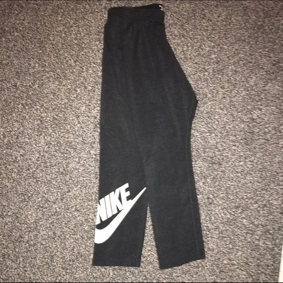 Nike workout leggings