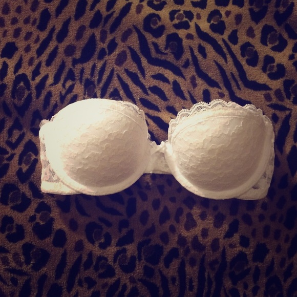 White lace bra