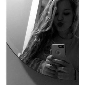 Meet your Posher, Laurel