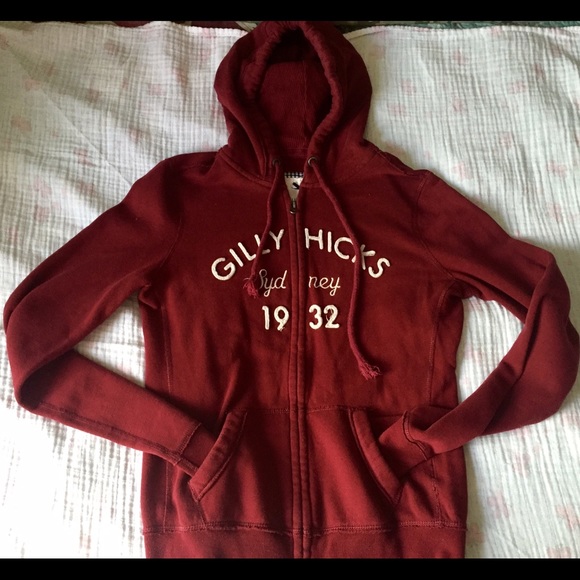 📍SOLD!📍Gilly Hicks Hoodie