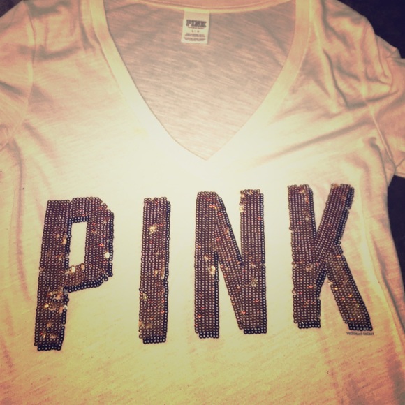 VS PINK V-Neck T