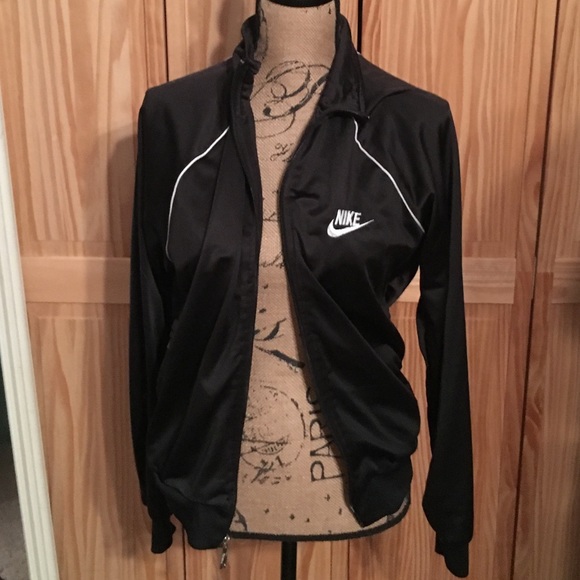 Medium Nike track jacket