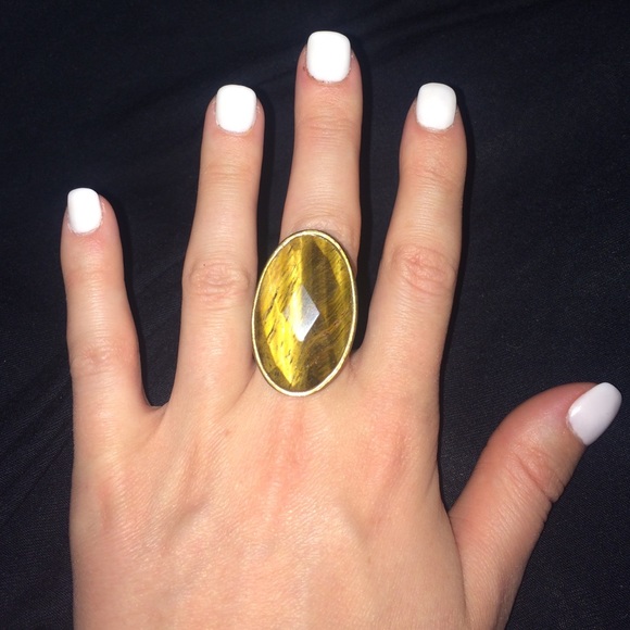 Forever 21 Caramel Colored Cocktail Ring - Picture 2 of 4