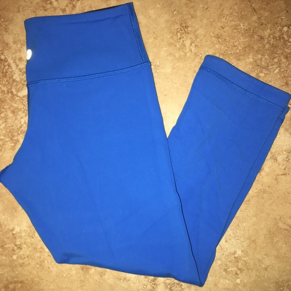 Lululemon Reversible Wunder Under Crop